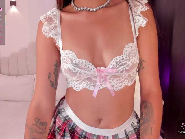 AmberLewis live cam on BongaCams