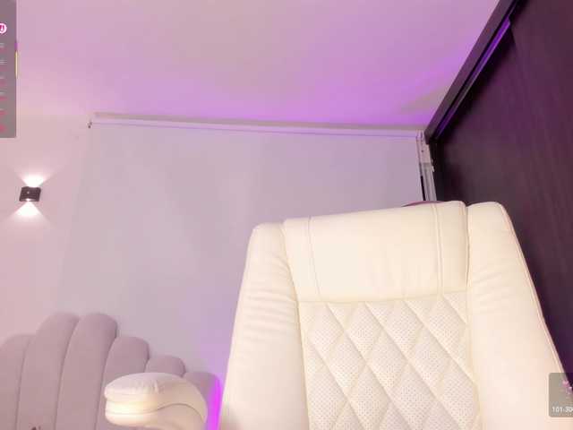 AmberLewis live cam on BongaCams