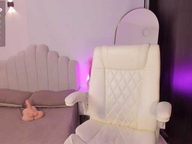 AmberLewis live cam on BongaCams