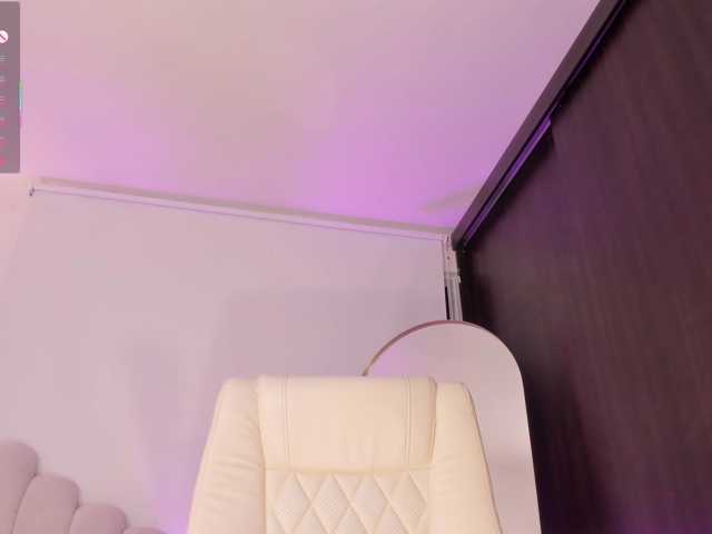 AmberLewis live cam on BongaCams