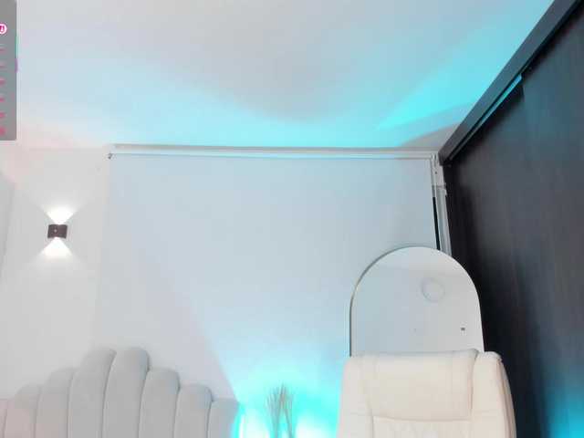 AmberLewis webcam