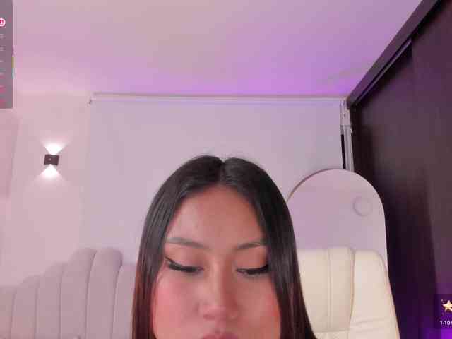 AmberLewis webcam
