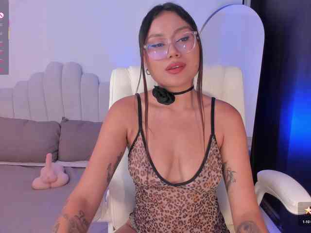 AmberLewis webcam