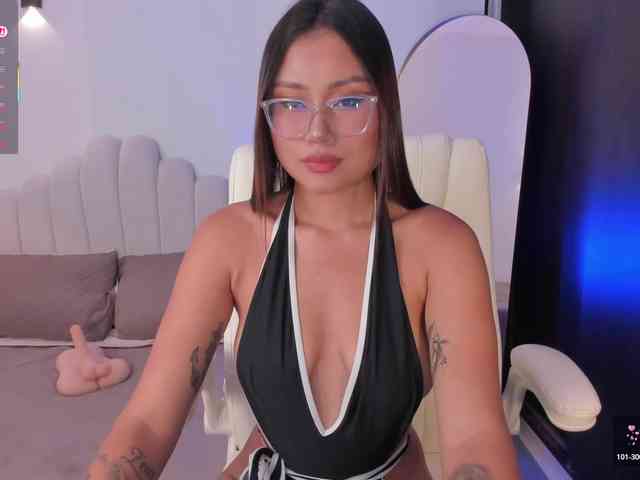 AmberLewis webcam