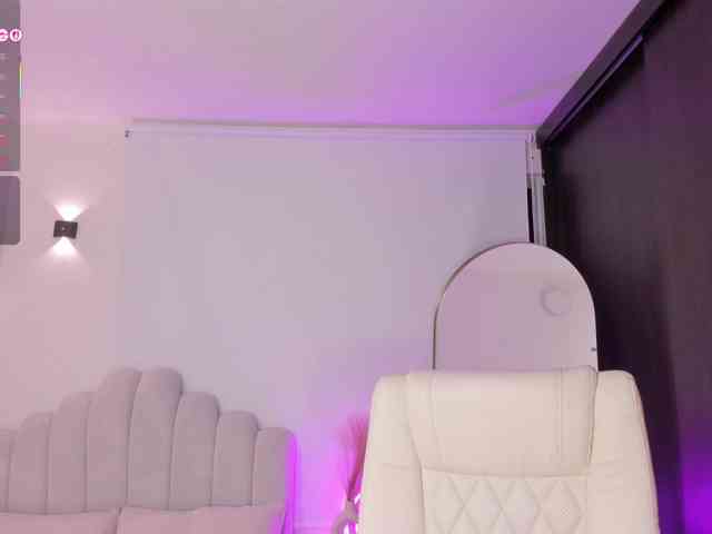 AmberLewis webcam