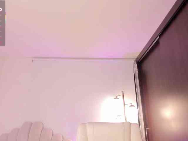 AmberLewis webcam