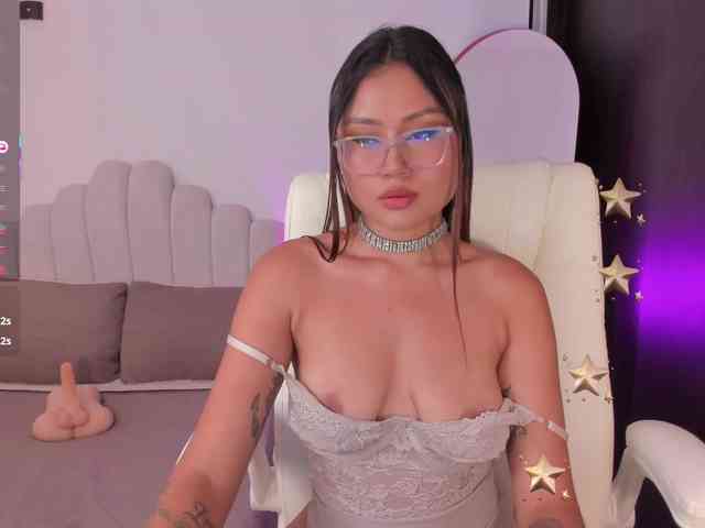 AmberLewis webcam