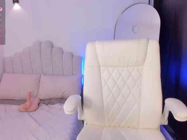 AmberLewis webcam