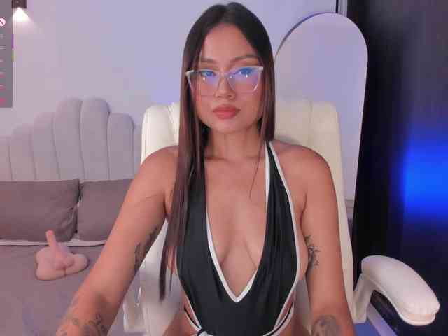 AmberLewis webcam