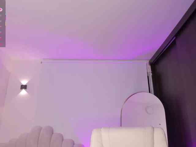 AmberLewis webcam