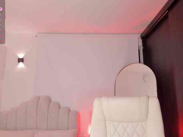 AmberLewis webcam