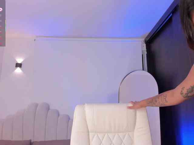 AmberLewis webcam
