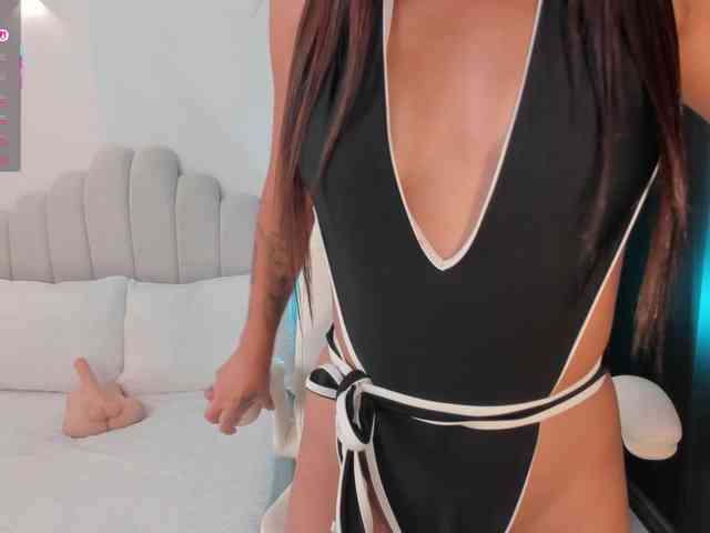 AmberLewis webcam