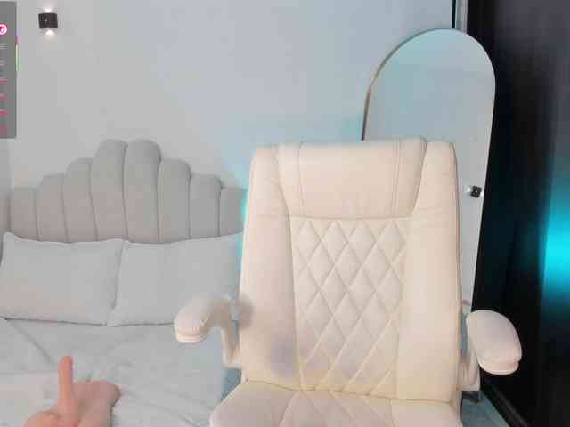 AmberLewis webcam