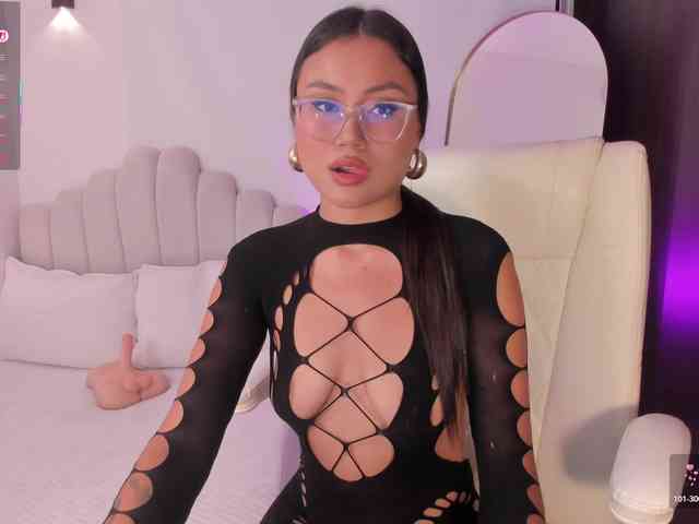 AmberLewis webcam