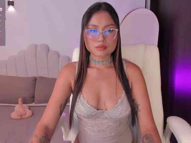 AmberLewis webcam