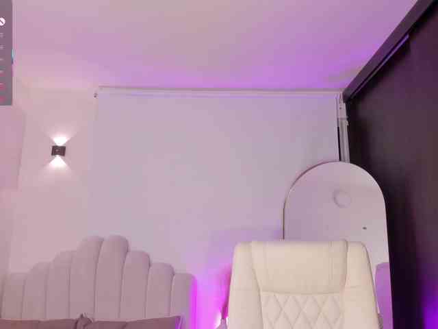 AmberLewis webcam