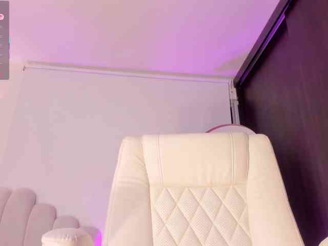 AmberLewis webcam