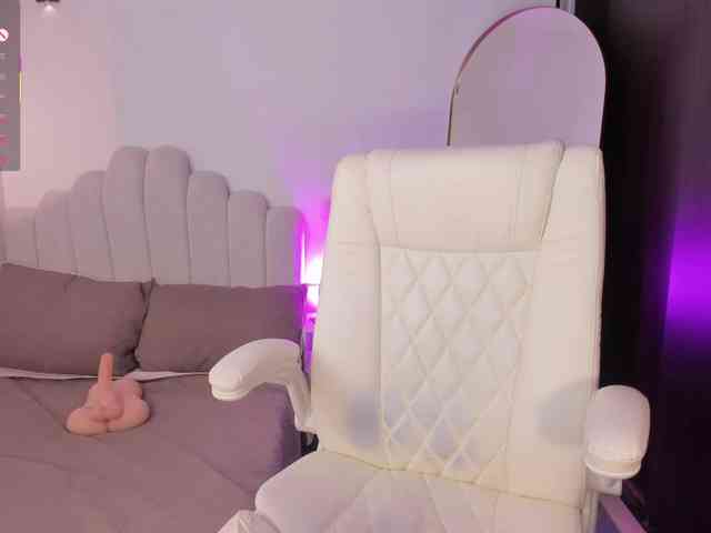 AmberLewis webcam