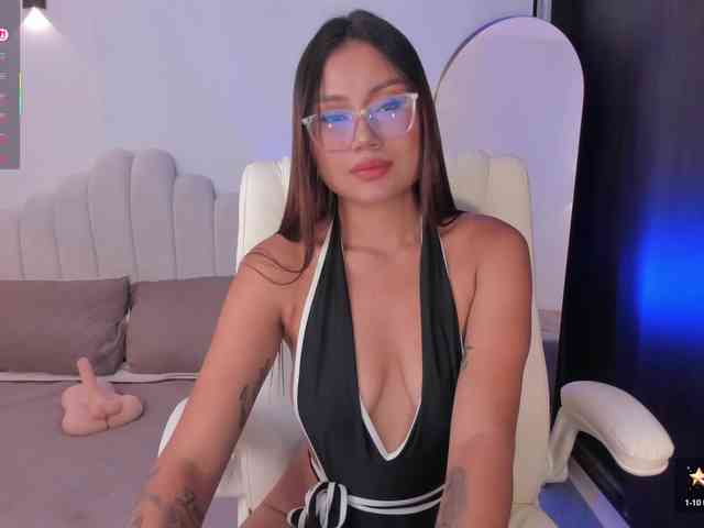 AmberLewis webcam