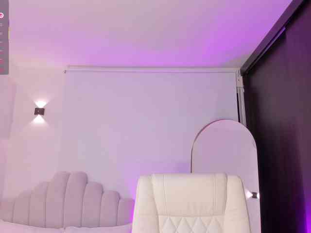 AmberLewis webcam