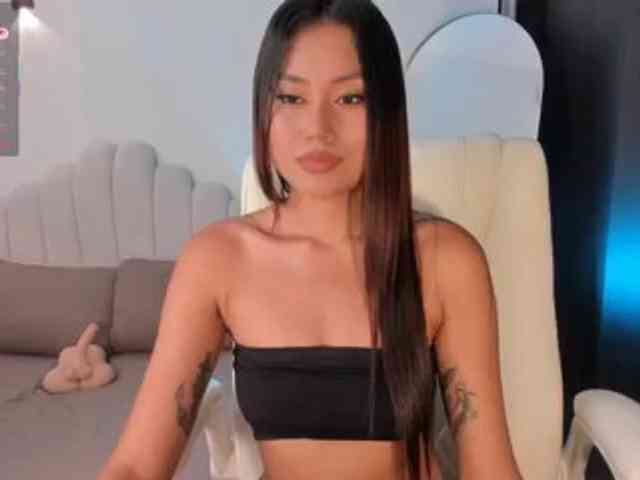 AmberLewis webcam