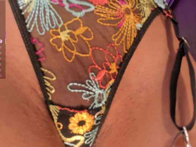AmberLewis webcam