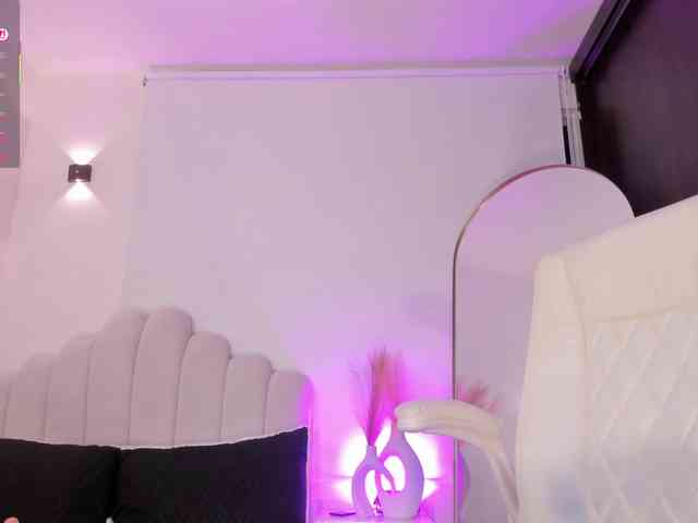 AmberLewis webcam