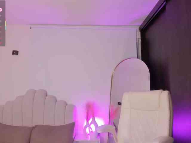 AmberLewis webcam
