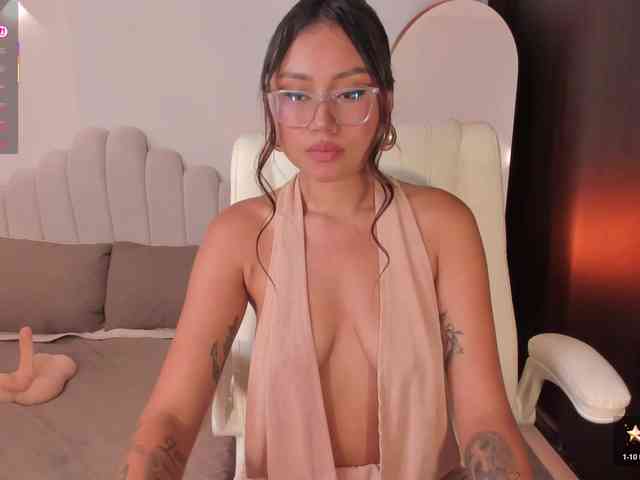 AmberLewis webcam