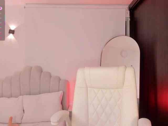 AmberLewis webcam
