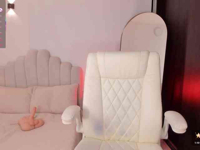AmberLewis webcam