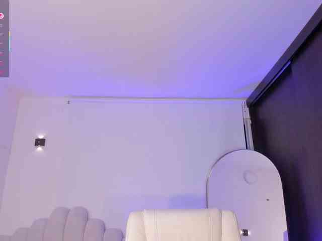 AmberLewis webcam