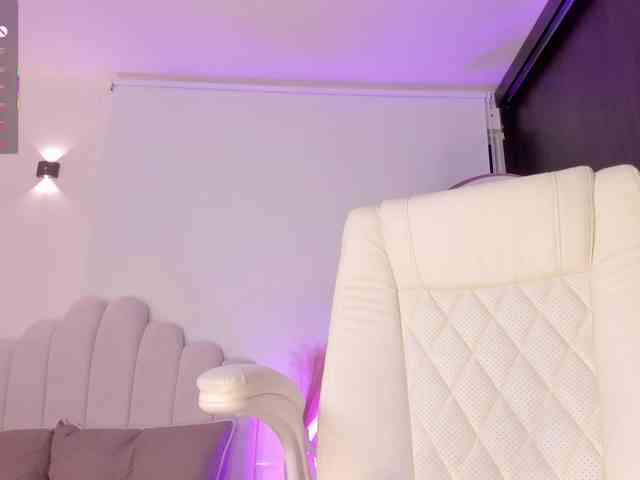 AmberLewis webcam