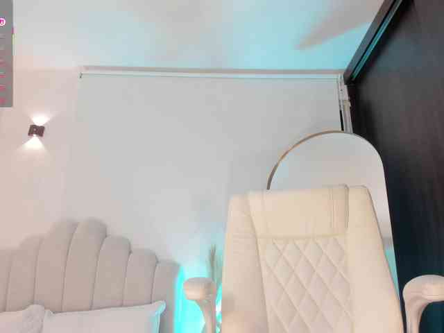 AmberLewis webcam