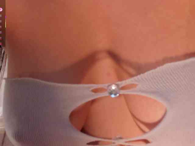 AmberLewis webcam