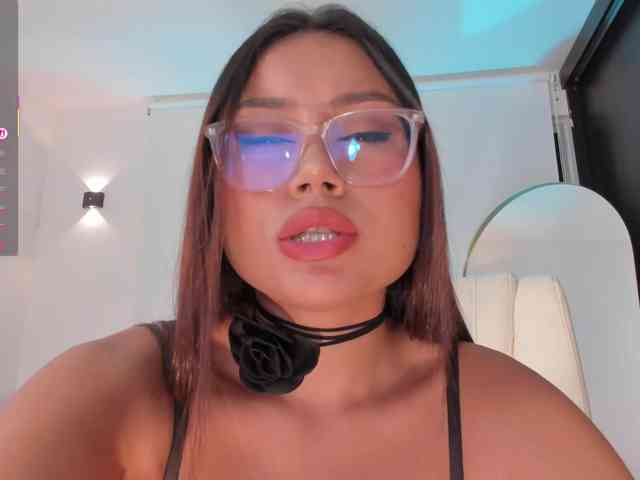 AmberLewis webcam