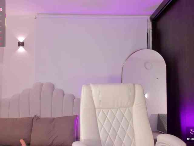AmberLewis webcam
