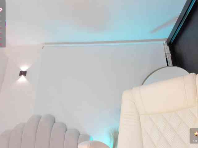 AmberLewis webcam
