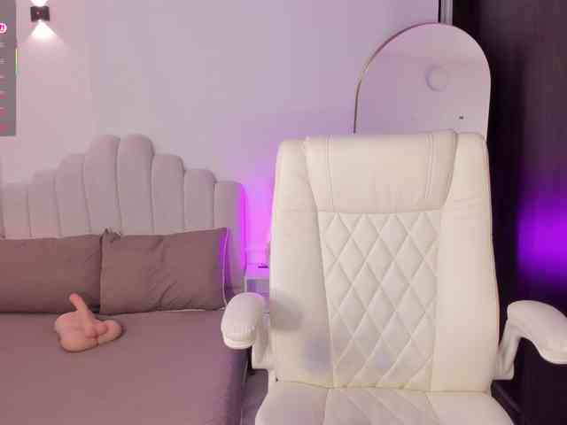AmberLewis webcam