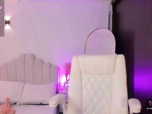 AmberLewis webcam