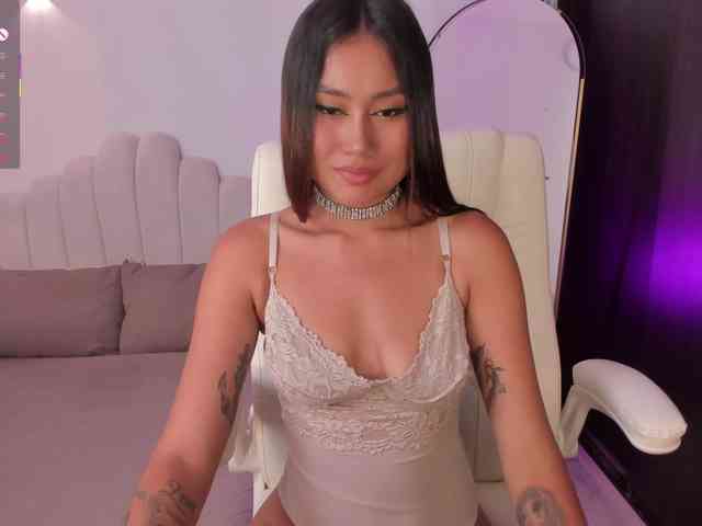 AmberLewis webcam
