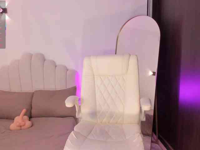 AmberLewis webcam