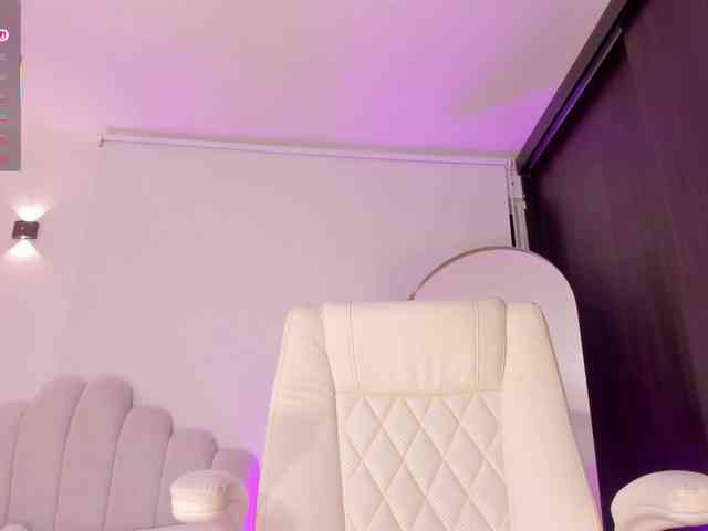 AmberLewis webcam