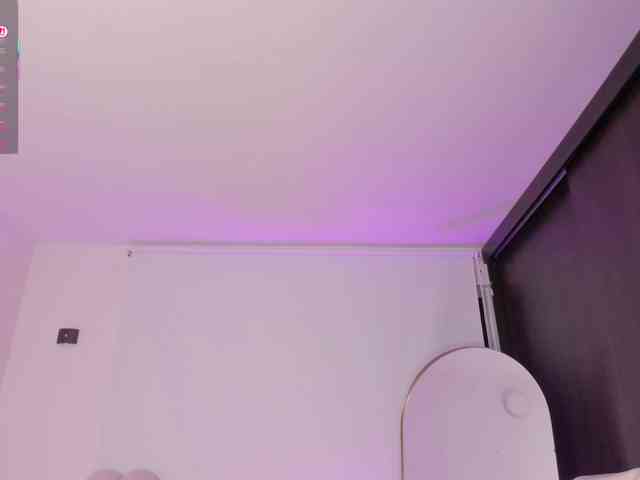 AmberLewis webcam