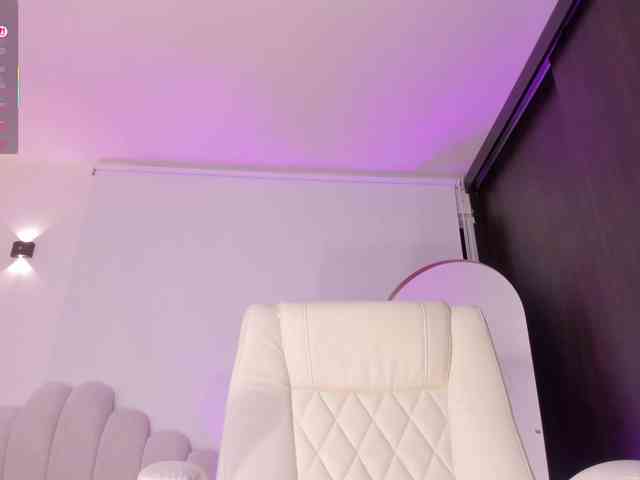 AmberLewis webcam