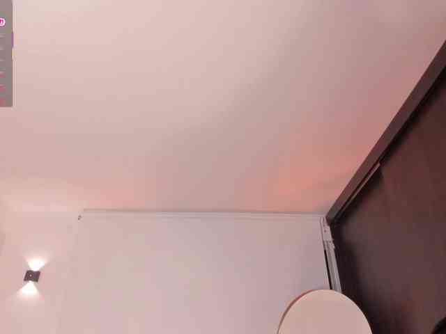 AmberLewis webcam