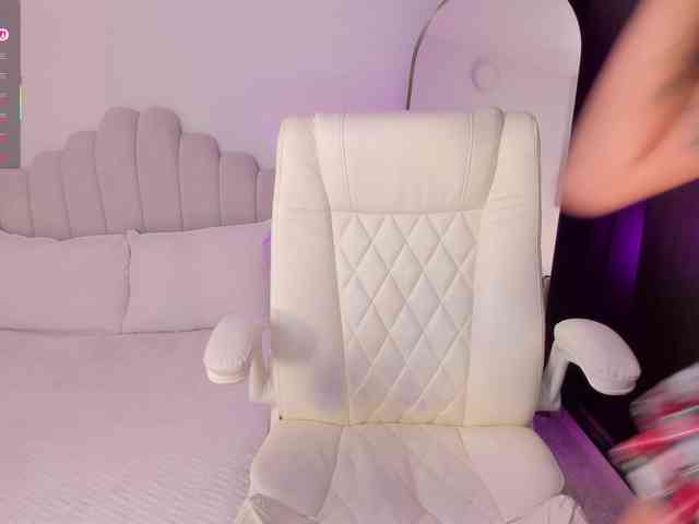 AmberLewis webcam