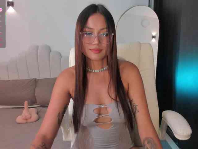 AmberLewis webcam