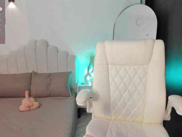 AmberLewis webcam